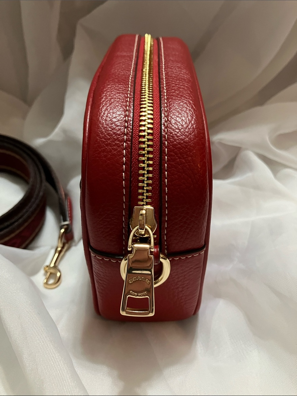 Mini Jamie Camera Bag - Picture 8 of 16